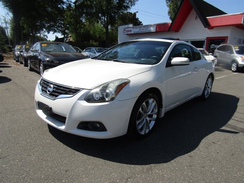 Used 2010 Nissan Altima 3.5 SR w/ Leather Pkg image 13