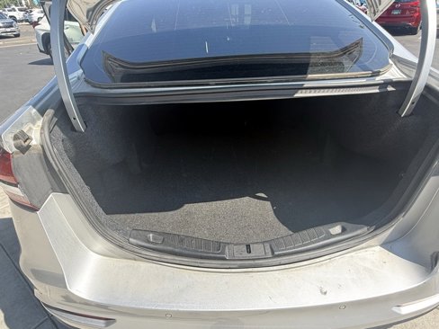 Used 2019 Ford Fusion SE image 19