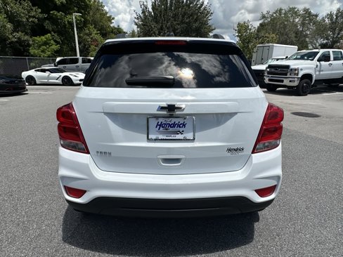 Used 2022 Chevrolet Trax LT w/ Sport Edition image 9