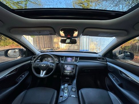 Used 2022 INFINITI QX50 Luxe image 3