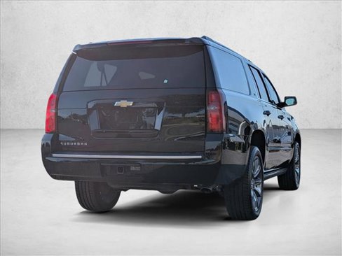 Used 2016 Chevrolet Suburban LTZ image 5