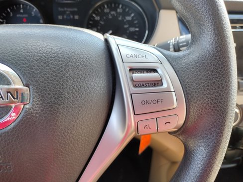 Used 2016 Nissan Rogue S w/ Appearance Package image 21