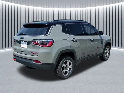 Used 2022 Jeep Compass Trailhawk w/ Sun and Sound Group image 4