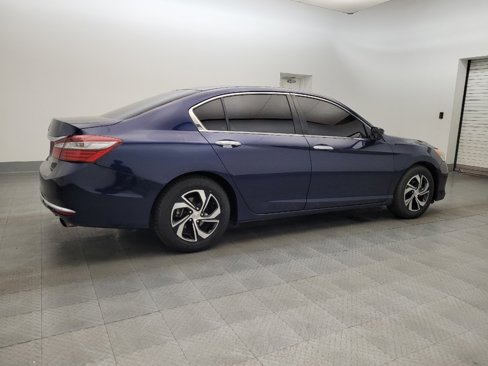 Used 2016 Honda Accord LX image 10