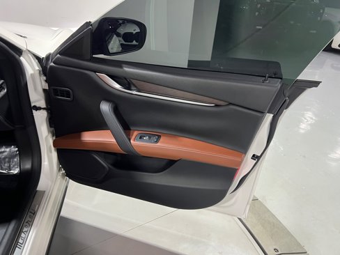 Used 2018 Maserati Ghibli S Q4 image 38