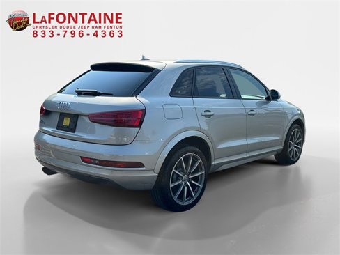 Used 2018 Audi Q3 2.0T Premium w/ Convenience Package image 7