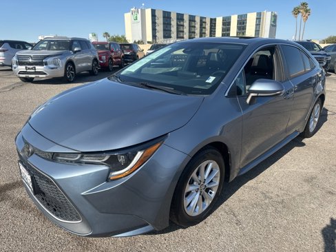 Used 2021 Toyota Corolla XLE w/ Carpet Mat Package (TMS) image 10