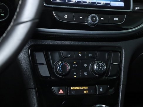 Used 2019 Buick Encore Preferred image 26