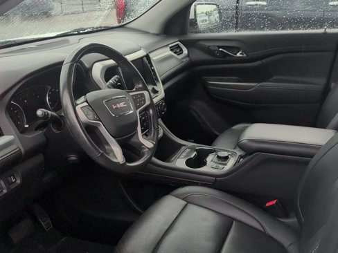 Used 2021 GMC Acadia SLT w/ Preferred Package image 3