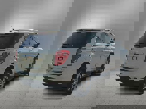 Used 2016 Chevrolet Equinox LS image 8