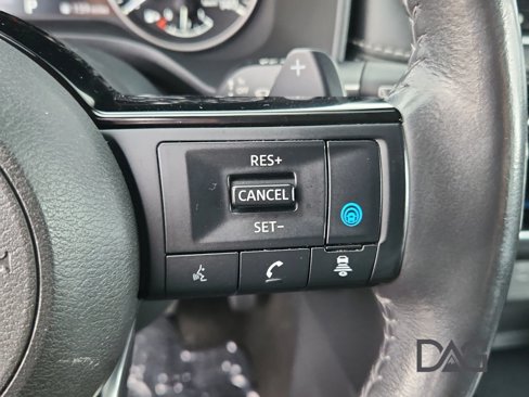 Used 2023 Nissan Rogue SL image 32