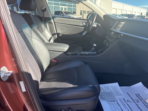 Used 2020 Kia Optima Premium image 5