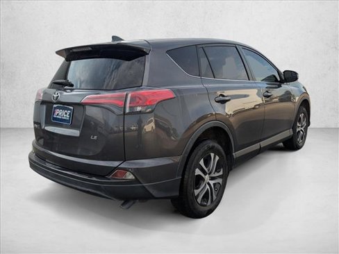 Used 2017 Toyota RAV4 LE image 5