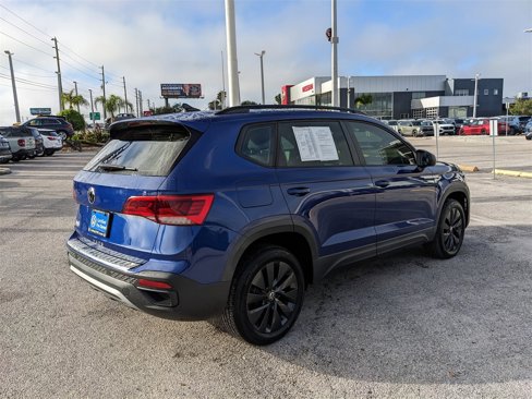 Certified 2022 Volkswagen Taos S image 6