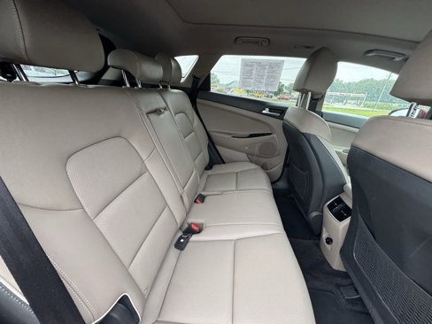 Used 2019 Hyundai Tucson Ultimate w/ Cargo Package image 26