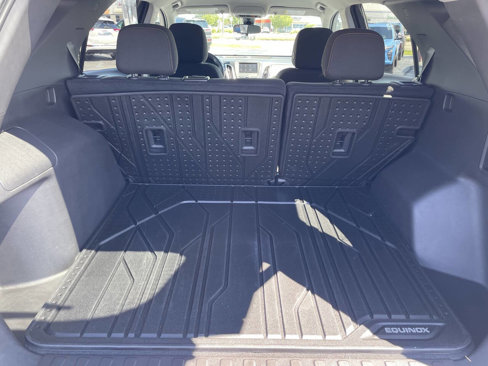 Used 2024 Chevrolet Equinox LT w/ LPO, Floor Liner Package image 5