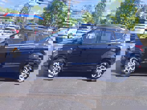Used 2018 Ford Escape SEL image 1