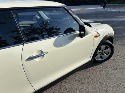 Used 2014 MINI Cooper 2-Door Hardtop image 18