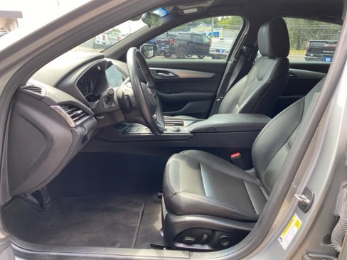 Used 2023 Cadillac CT5 Luxury w/ Cold Weather Package image 10