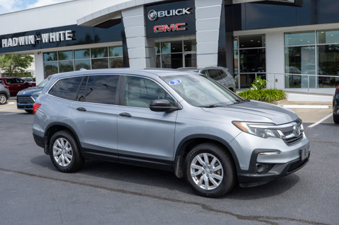Used 2020 Honda Pilot LX image 1