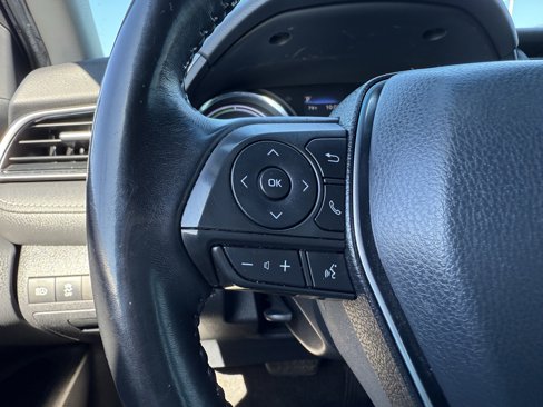 Used 2019 Toyota Camry LE image 26