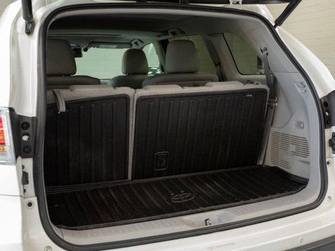 Used 2016 Toyota Highlander Limited image 35