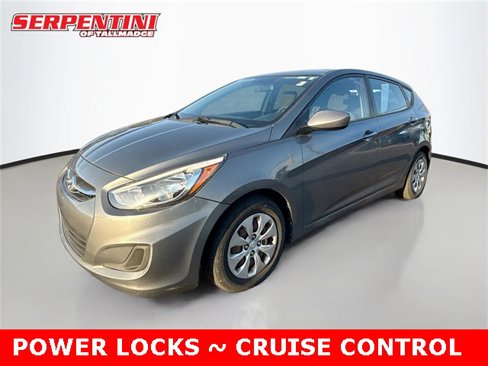 Used 2016 Hyundai Accent SE image 1