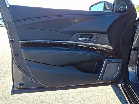 Used 2015 Acura RLX w/ Advance Package image 12
