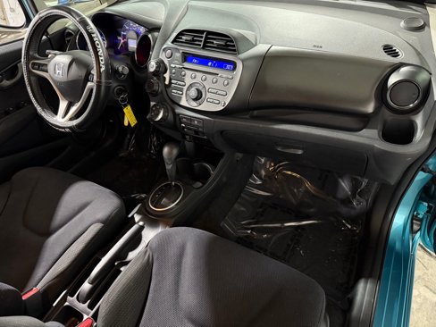 Used 2013 Honda Fit Sport image 34