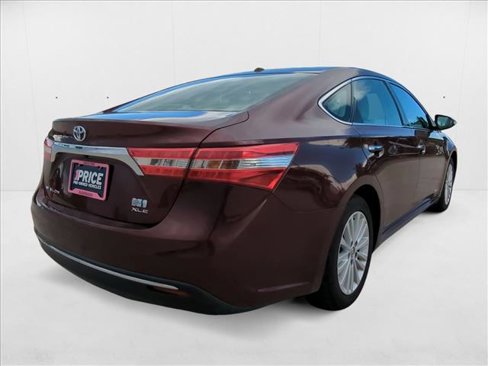 Used 2014 Toyota Avalon XLE Touring image 5