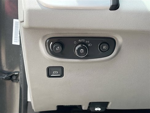 Used 2020 GMC Terrain SLT w/ Preferred Package image 10