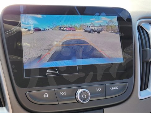 New 2025 Chevrolet Malibu LS image 12
