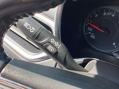 Used 2020 Chevrolet Equinox LT image 18