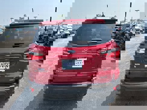 Used 2018 Ford EcoSport SE w/ SE Convenience Package image 6