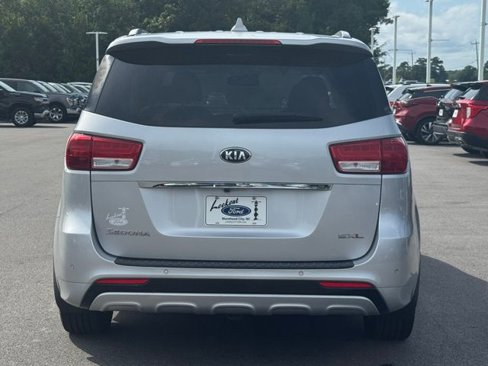 Used 2018 Kia Sedona SX Limited image 4