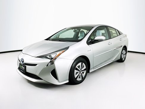 Used 2016 Toyota Prius Four image 3