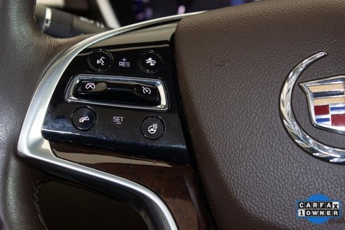 Used 2016 Cadillac SRX Luxury w/ Driver Awareness Package image 23