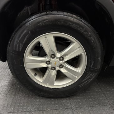 Used 2021 Chevrolet Trax LS w/ Tint and Cruise Package image 10