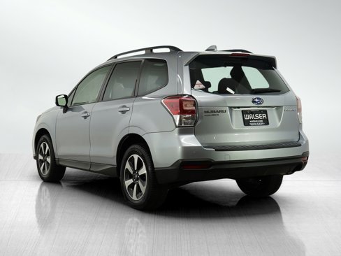Used 2018 Subaru Forester 2.5i Premium image 3