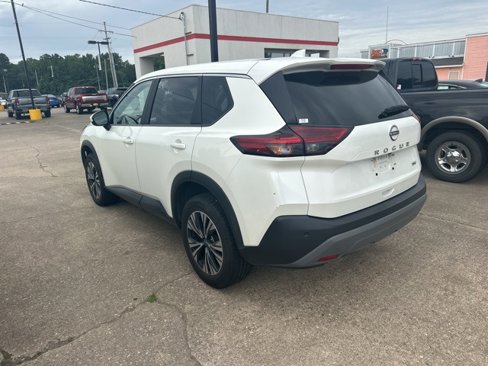 Used 2023 Nissan Rogue SV image 4