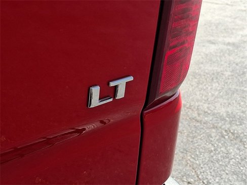 Used 2021 Chevrolet Silverado 1500 LT image 32