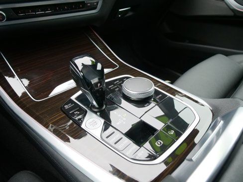 Used 2021 BMW X5 xDrive40i w/ Premium Package image 25