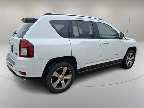 Used 2016 Jeep Compass High Altitude image 11