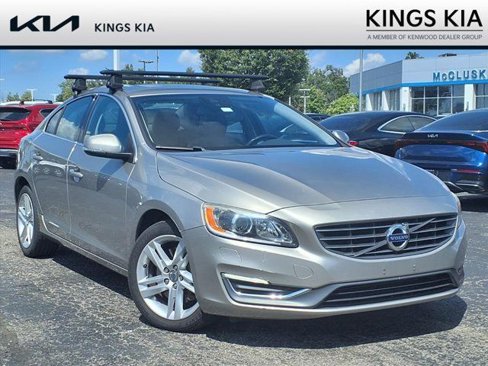 Used 2014 Volvo S60 T5 image 1