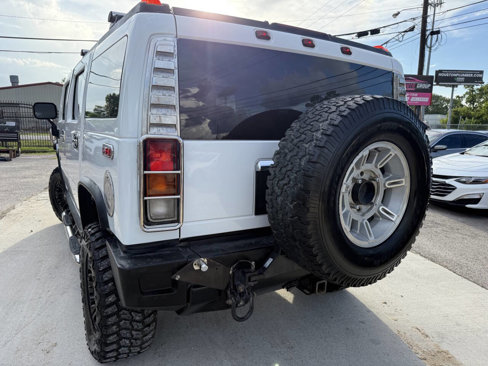 Used 2003 HUMMER H2 w/ Preferred Equipment Group image 3