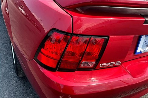 Used 1999 Ford Mustang Convertible image 31