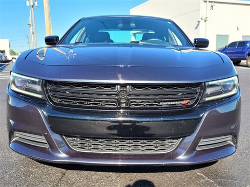 Used 2018 Dodge Charger SXT w/ Blacktop Package image 15