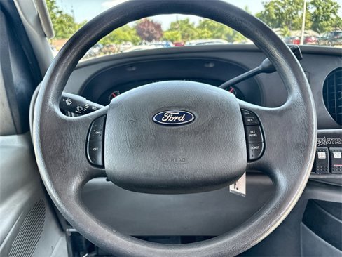 Used 2006 Ford E-450 and Econoline 450 image 14