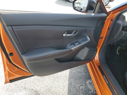 Certified 2022 Nissan Sentra SR image 10