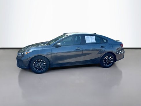 Used 2024 Kia Forte LXS image 8